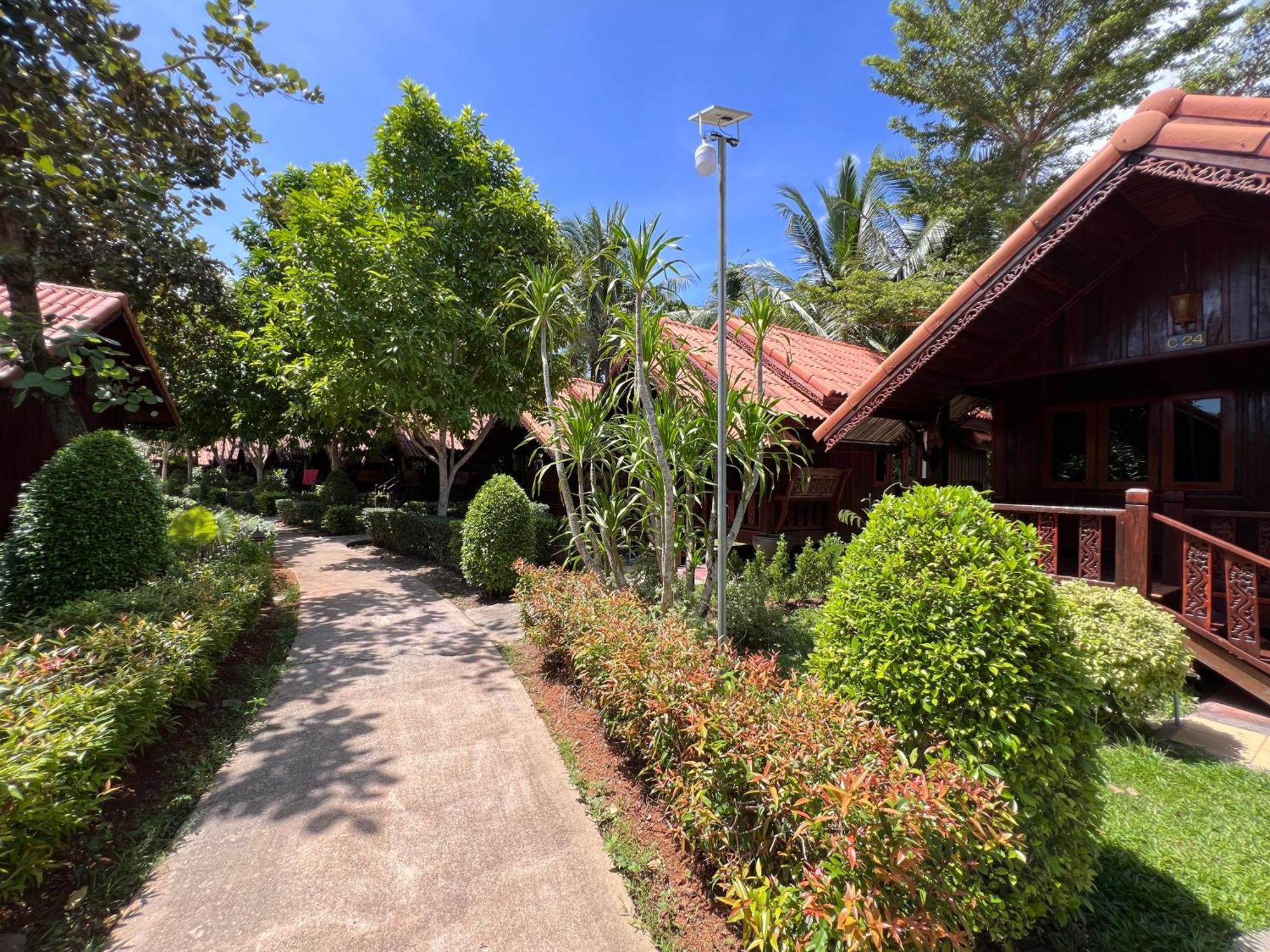 Diamond Beach Resort Ao Nam Mao Екстериор снимка